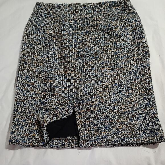 Talbots 8 Wool Blend Knee Length Grey/Multicolor Geometric Plaid Skirt Lined - Picture 4 of 10